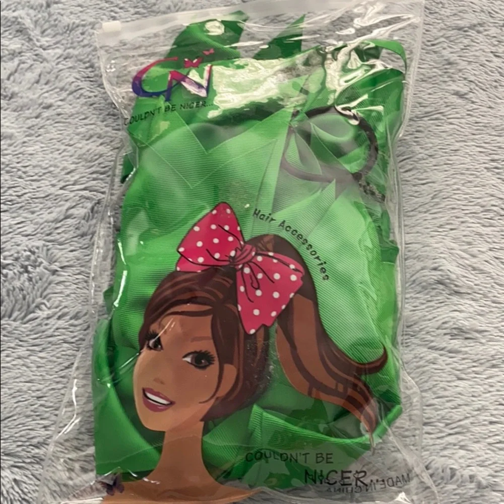 Cheerleading Lot of 9 Green ribbon Hair Bows 6”x6”